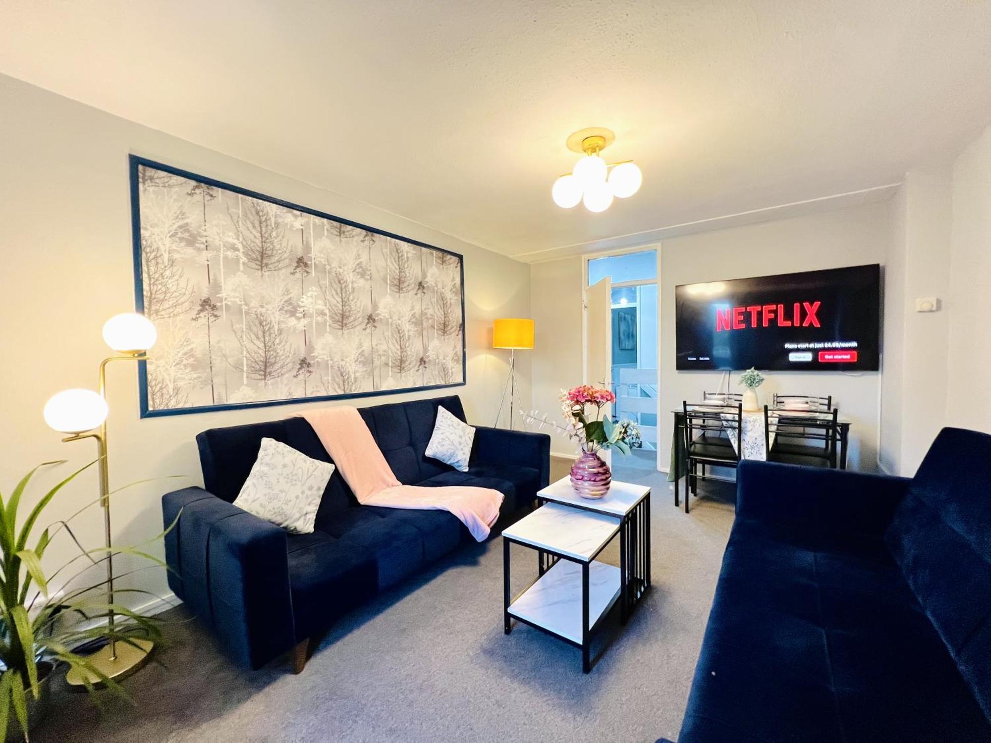 Apartament Central Service *
